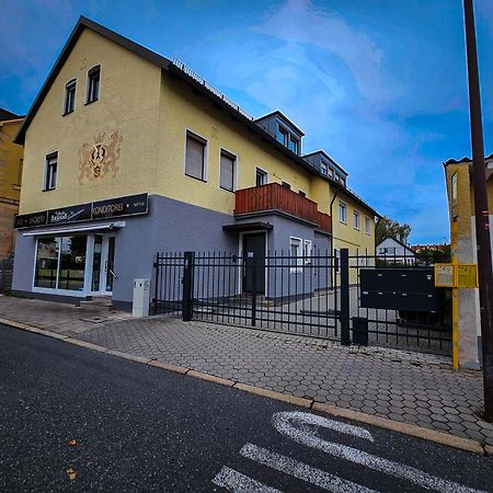 City-Close - King Bed & Free Garage Bayreuth Bagian luar foto